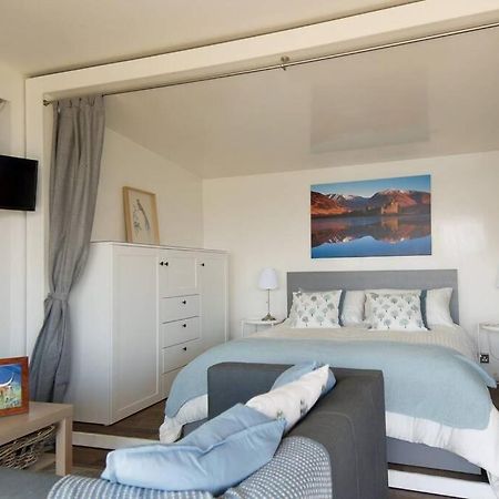 Columba Lodge, St Conan'S Escape, Idyllic Highland Getaway ダルマリー エクステリア 写真